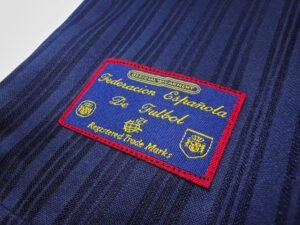 Spain away football jerseys for the 1996 season S-2XL – Image 7