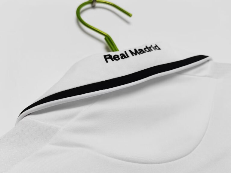 Real Madrid home football shirts for the 2008/09 season photo review