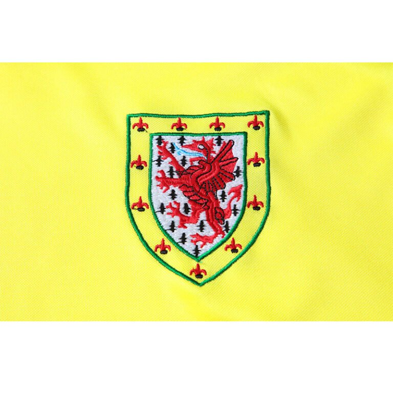 1982 Wales Away retro football jersey