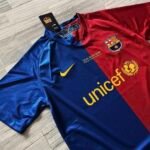 2008/09 Barcelona Home Retro Shirt Messi #10 retro football jersey photo review