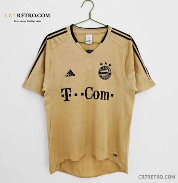 2004/05 Bayern away vintage football shirt