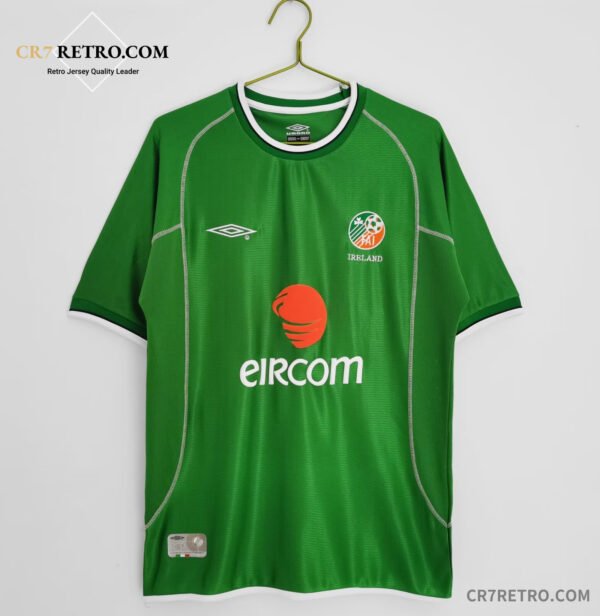 2002 vintage Irish home football shirt