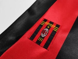 Vintage football shirts for the 1998/99 AC Milan home season S-2XL - Image 8