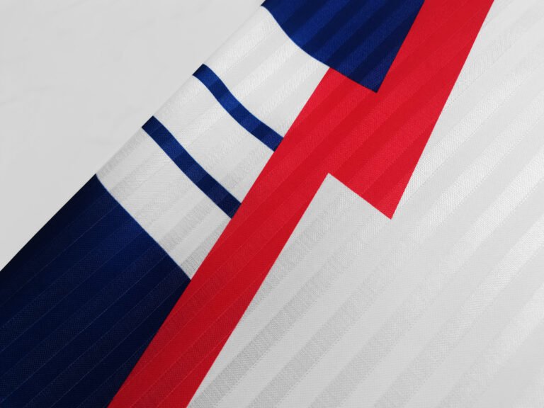 1990 Yugoslavia Away Football Jersey – Classic retro football shirt featuring the iconic design of the Yugoslavia national team.