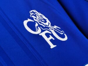 1999/01 Chelsea Home Retro Jersey, Chelsea classic football shirt, commemorating the Blues' legendary moments.