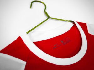 2002/04 Arsenal Home Henry #14 Classic Retro Jersey – Henry Arsenal classic shirt, perfect for fan collections and wearing, a tribute to Arsenal’s peak moments.