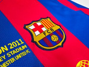 2010/11 Barcelona Home Jersey Messi #10 – Classic retro Barça shirt from the iconic season when Messi led the club to Champions League glory.
