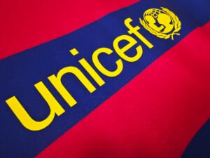2015/16 FC Barcelona Messi jersey, classic Barça home shirt featuring Lionel Messi’s iconic number 10.