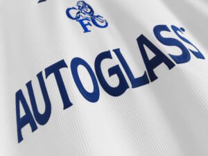 1998/00 Chelsea Away Retro Jersey, classic Chelsea away kit replica, a must-have for Chelsea fans and collectors.