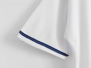 1998/00 Chelsea Away Retro Jersey, classic Chelsea away kit replica, a must-have for Chelsea fans and collectors.