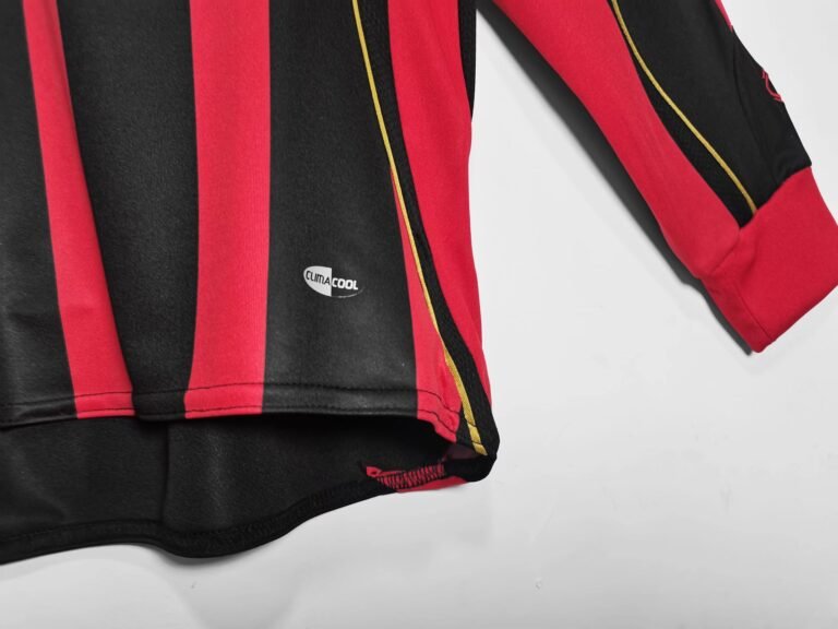 Kaka 2006/07 AC Milan Retro Jersey – Classic AC Milan Football Shirt