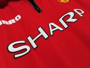 Manchester United 1999 Treble Jersey – Vintage Football Shirt