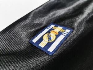 Retro Real Madrid 1999-01 away shirt