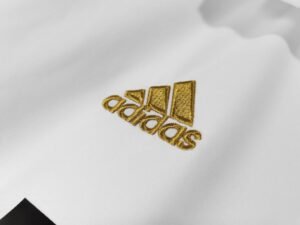 Classic Real Madrid 11/12 home jersey