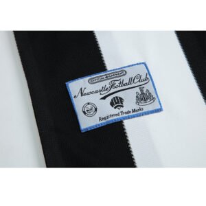 Ginola Newcastle United 1990s jersey