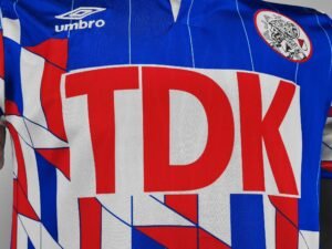 1990 Ajax Away Kit Copy
