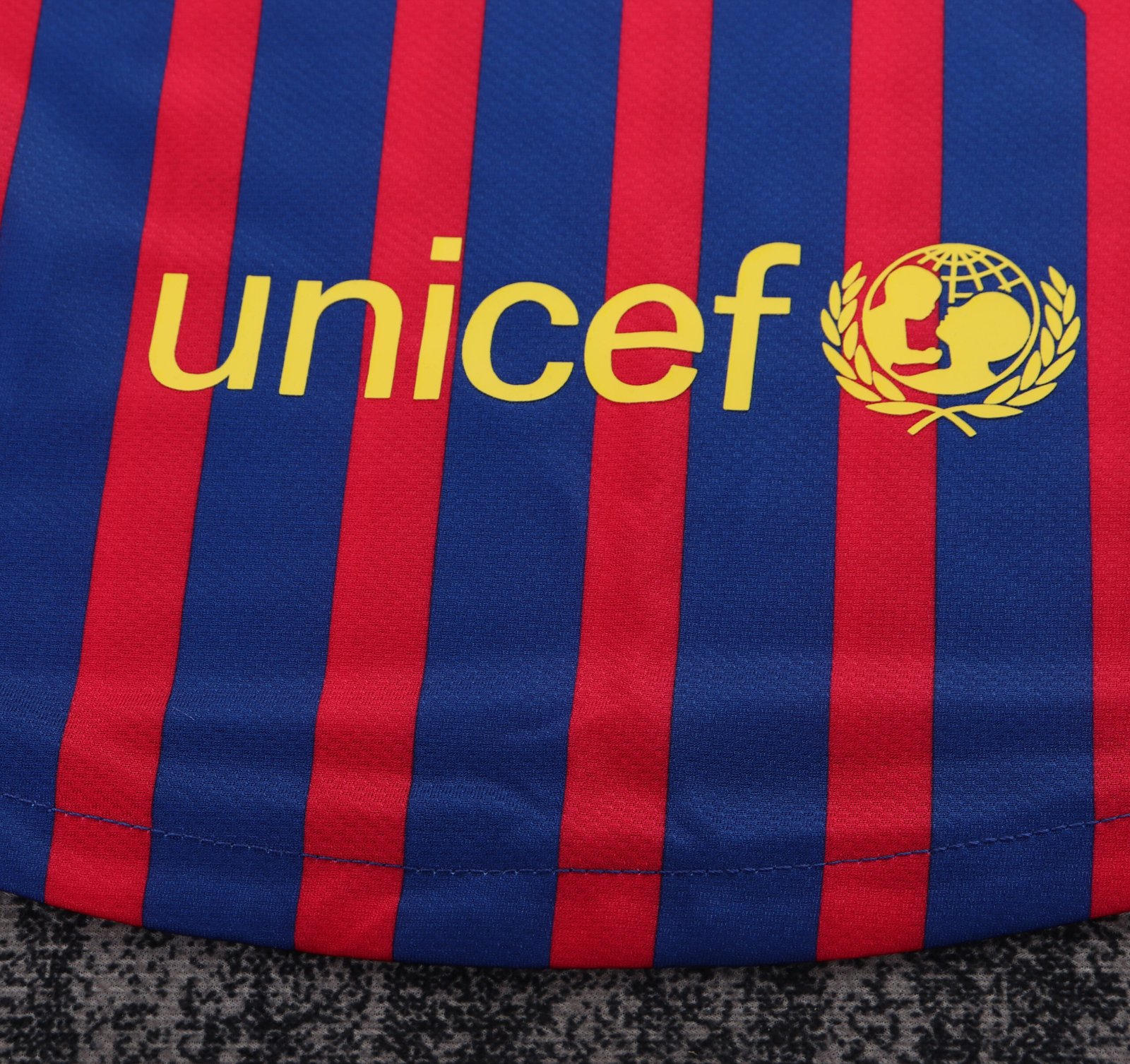 Kids Retro Barcelona Home Jersey 2011-12