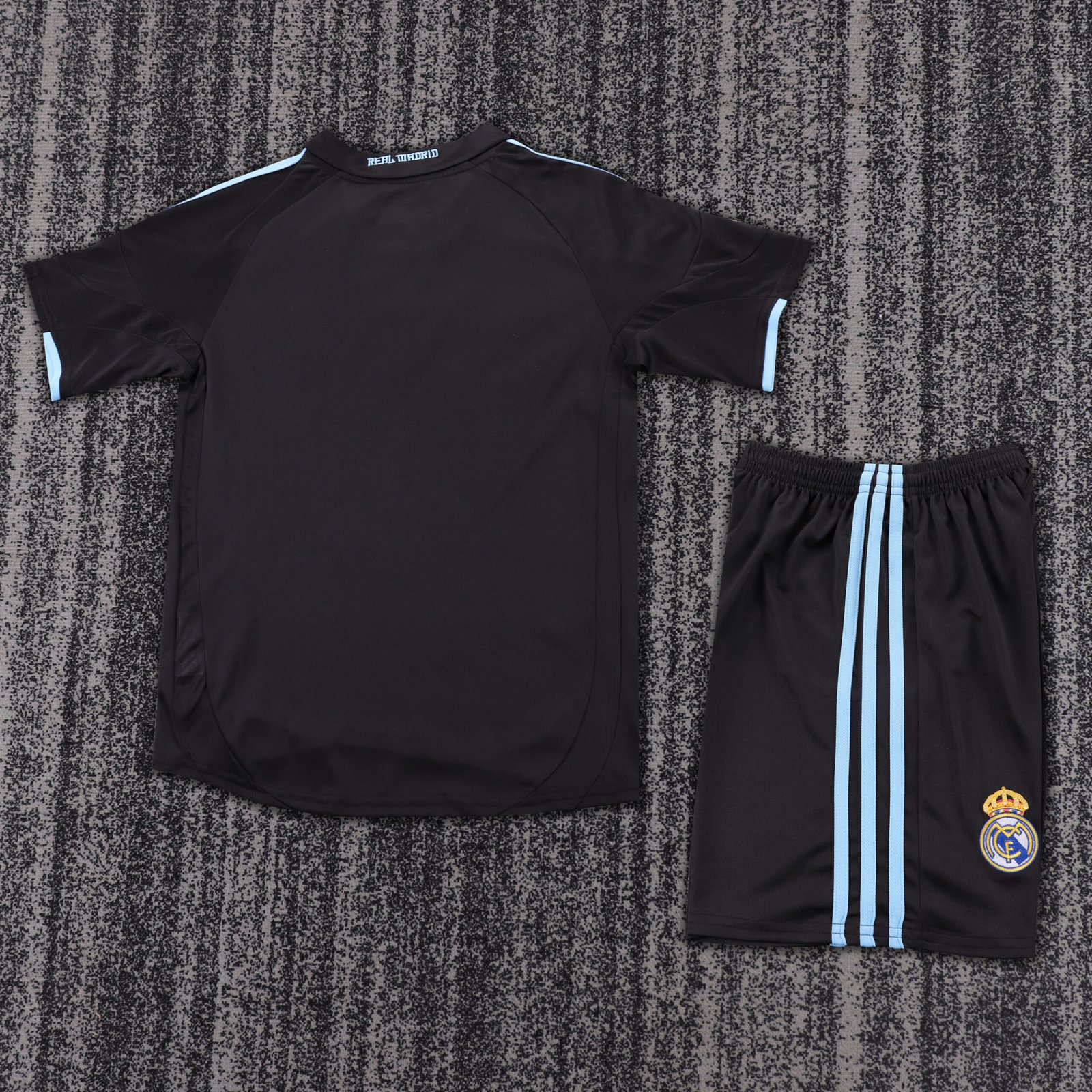 Kids Retro Real Madrid Away Jersey 2009/10