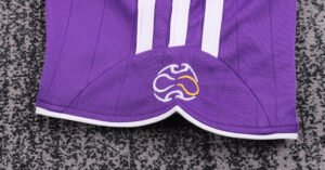 Kids Retro Real Madrid Away Jersey 2006-07 Purple