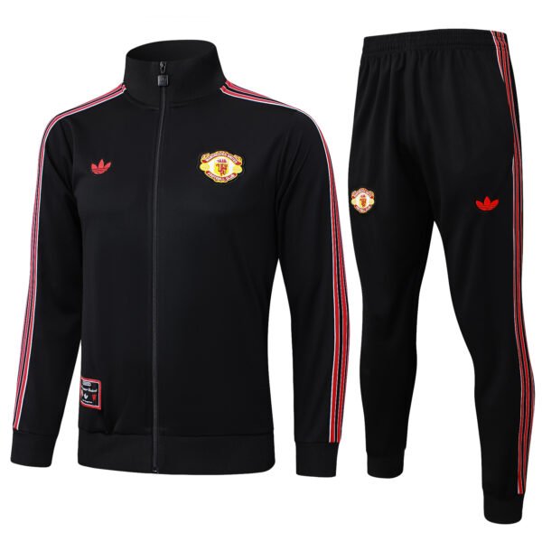 Manchester United Training Jacket Black Retro Kit 2025/26