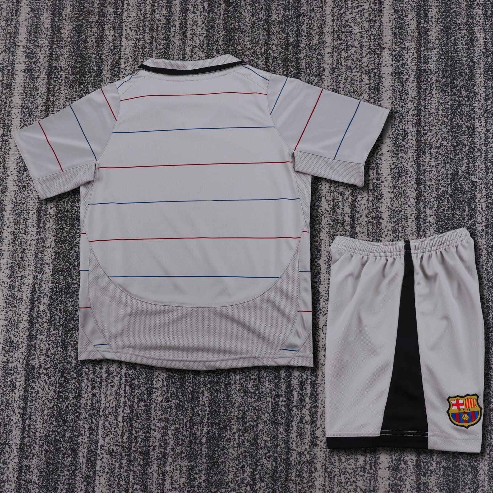 Kids Retro Barcelona Away Jersey 2003/04