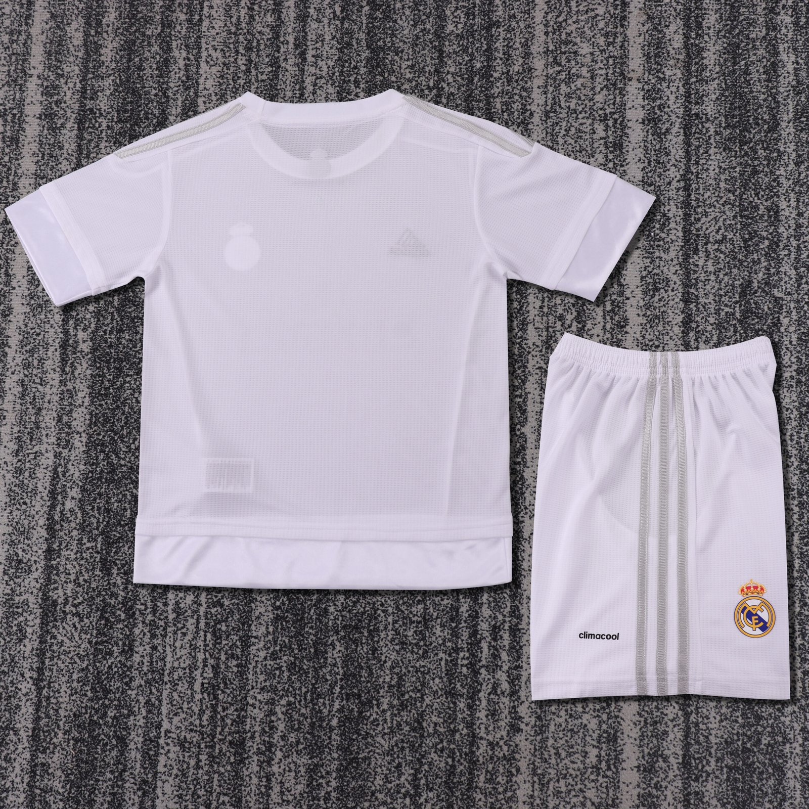 Kids Retro Real Madrid Home Jersey 2015/16