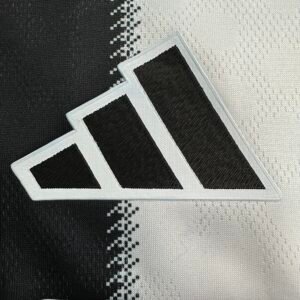 Newcastle United Home Jersey Player Version 2025/26