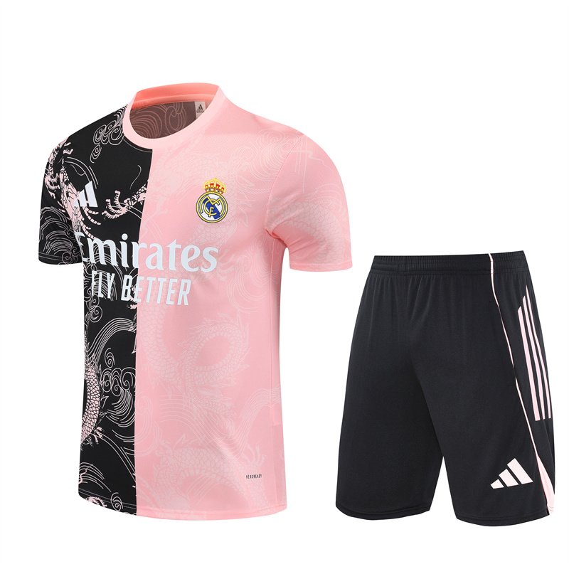 Real Madrid Training Short Kit Black Fans 2025/26