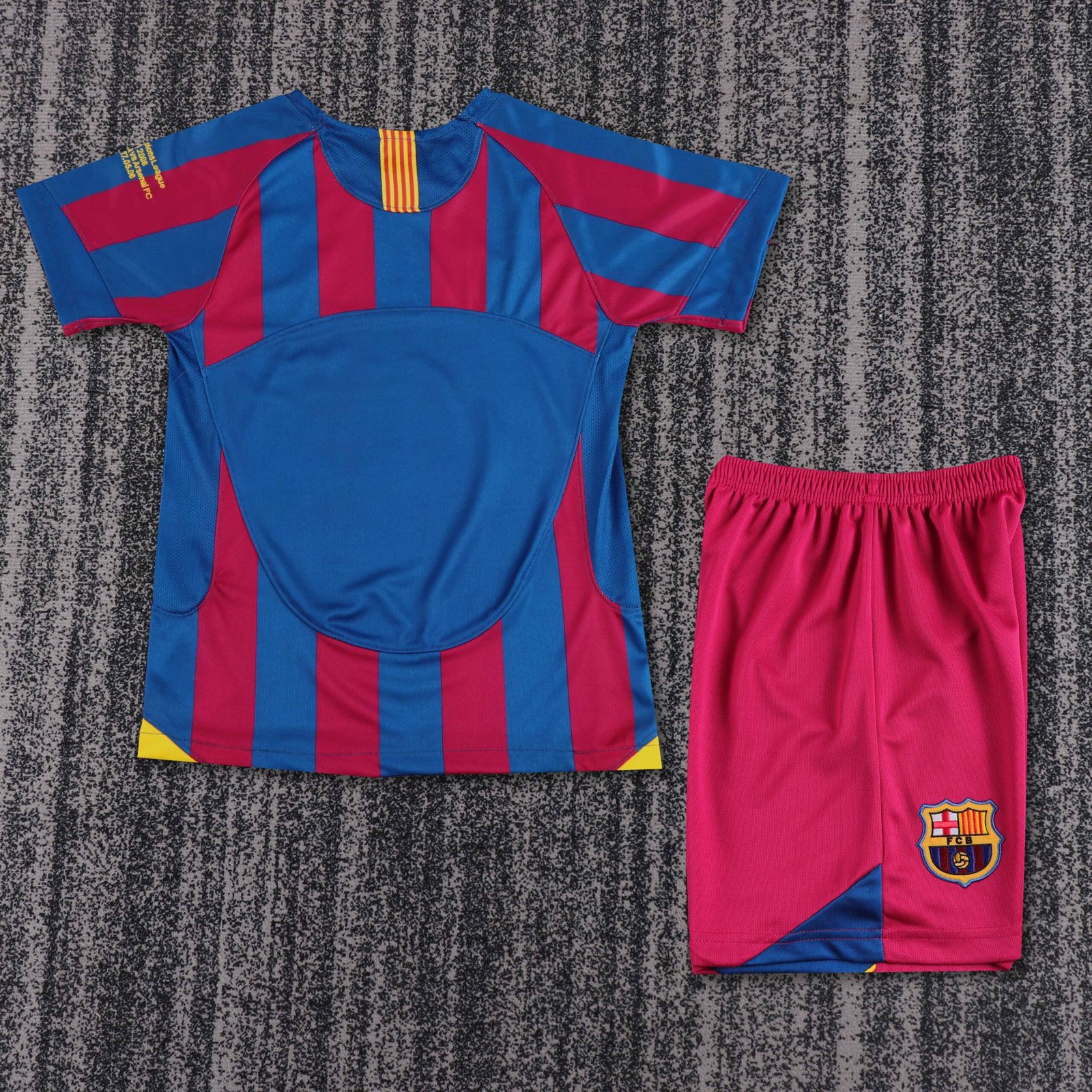 Kids Retro Barcelona Home Jersey 2005/06 Champions League Edition