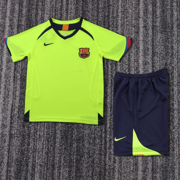 Kids Retro Barcelona Away Jersey 2005/06