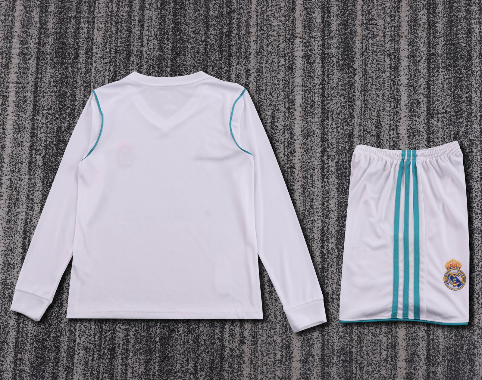 Kids Retro Real Madrid Home Jersey Long Sleeve 2017/18