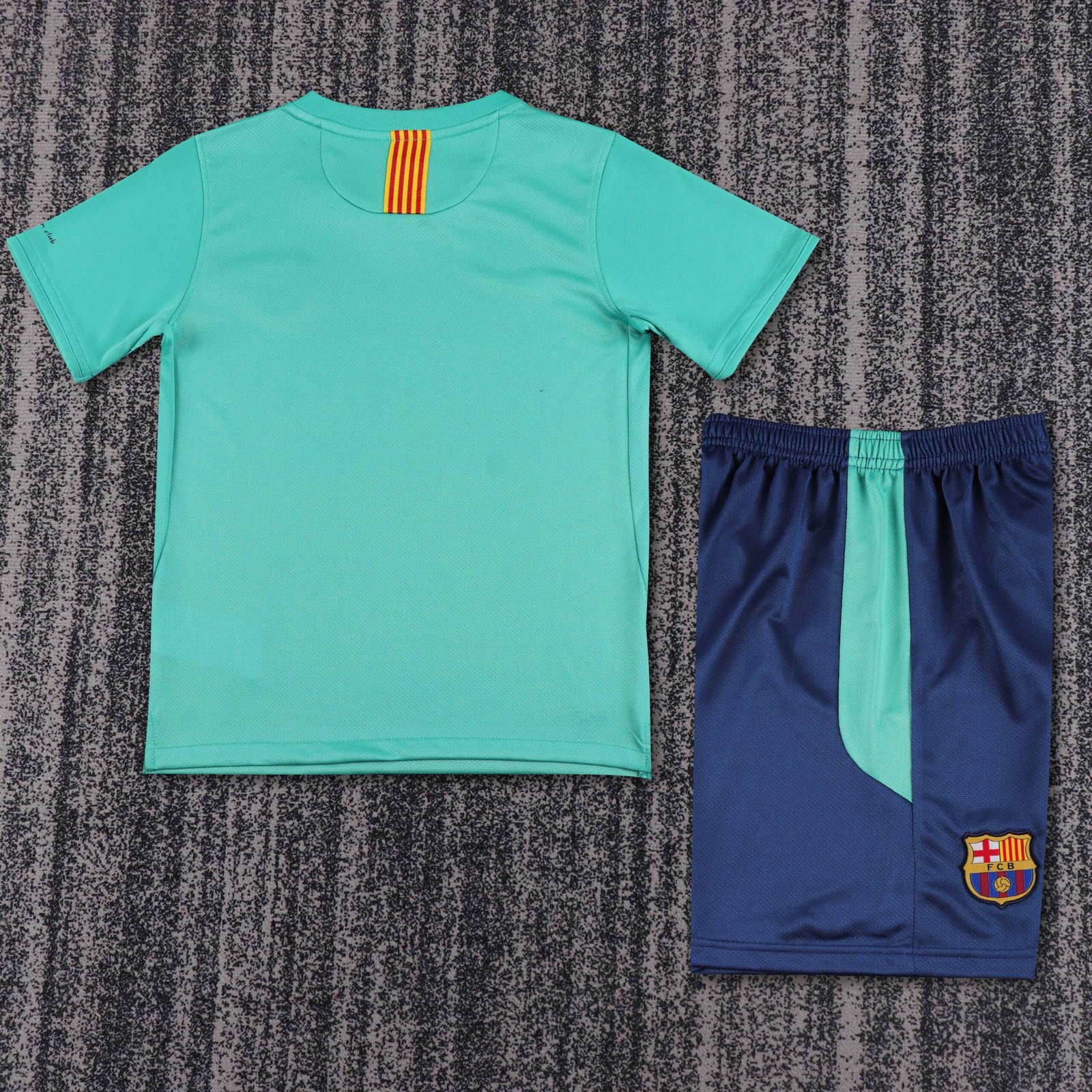 Kids Retro Barcelona Away Jersey 2010/11