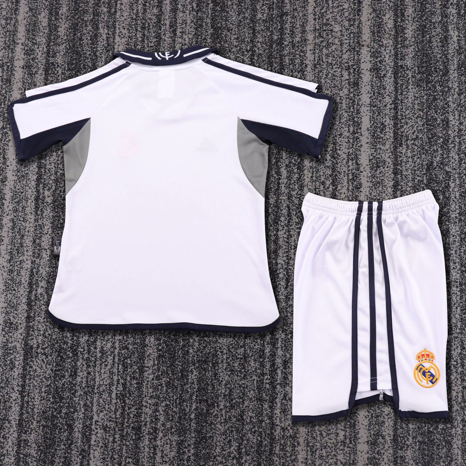 Kids Retro Real Madrid Home Jersey 2000/01