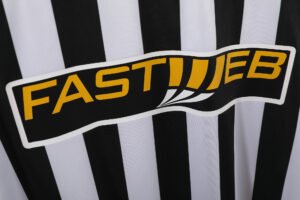 Retro Juventus Home Jersey 2003/04