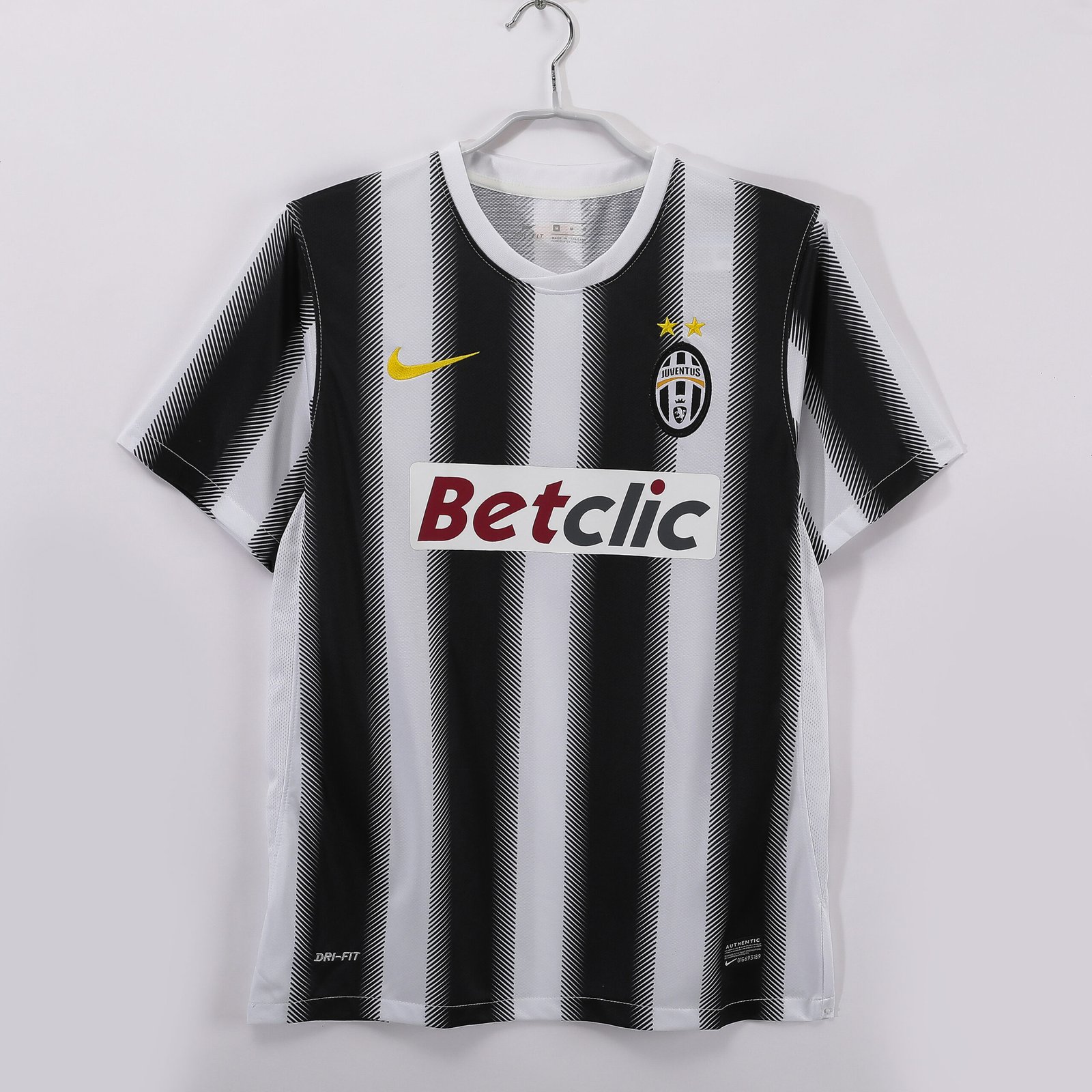 Retro Juventus Home Jersey 2011/12