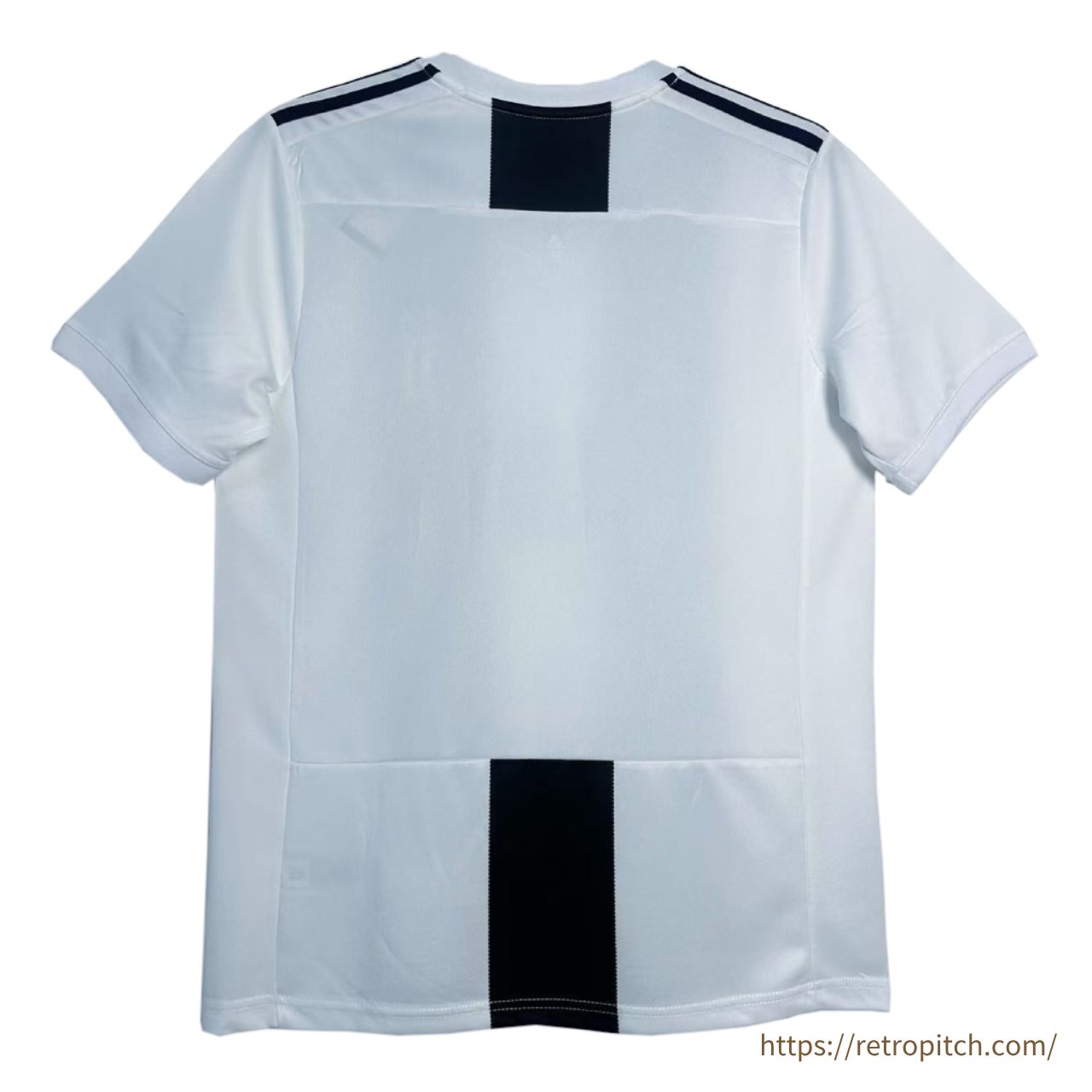 Retro Juventus Home Jersey 2018/19
