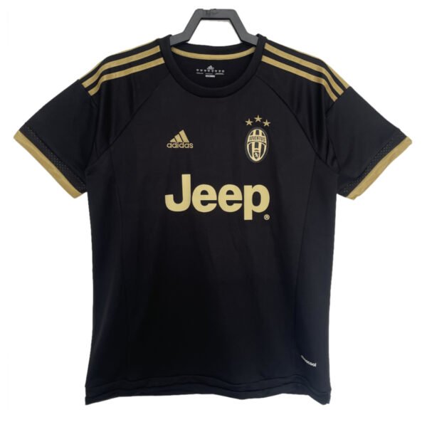Retro Juventus Third Jersey 2015/16