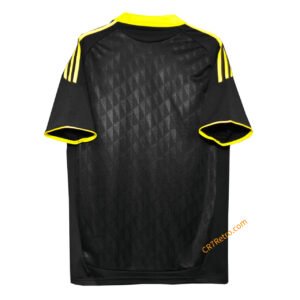 Retro Liverpool Third Jersey 2010/11